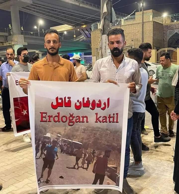 72239034 AE46 4CBD 928C 64C9B4BA74BF