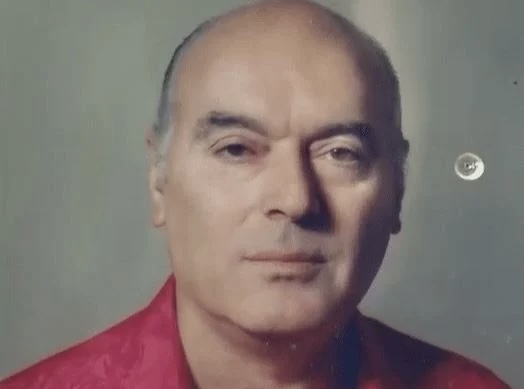 Νεκρός ο δημοφιλής τραγουδιστής των 70’s, Γιώργος Διαμαντόπουλος - Κρεμαστηκε μεσα στο σπίτι του 8 7FAF82A9 82AE 47EC 9618 7885B63438CD