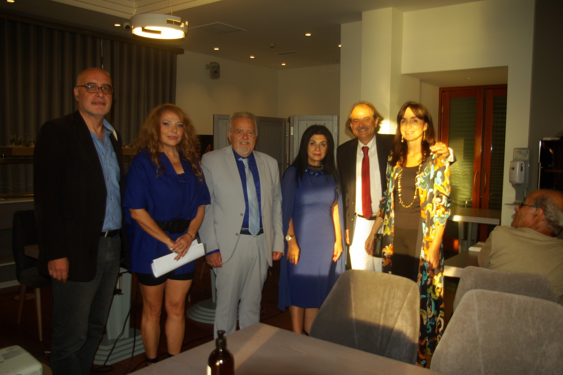 95678233 0EEF 4EE2 AAD5 3C712321D83D