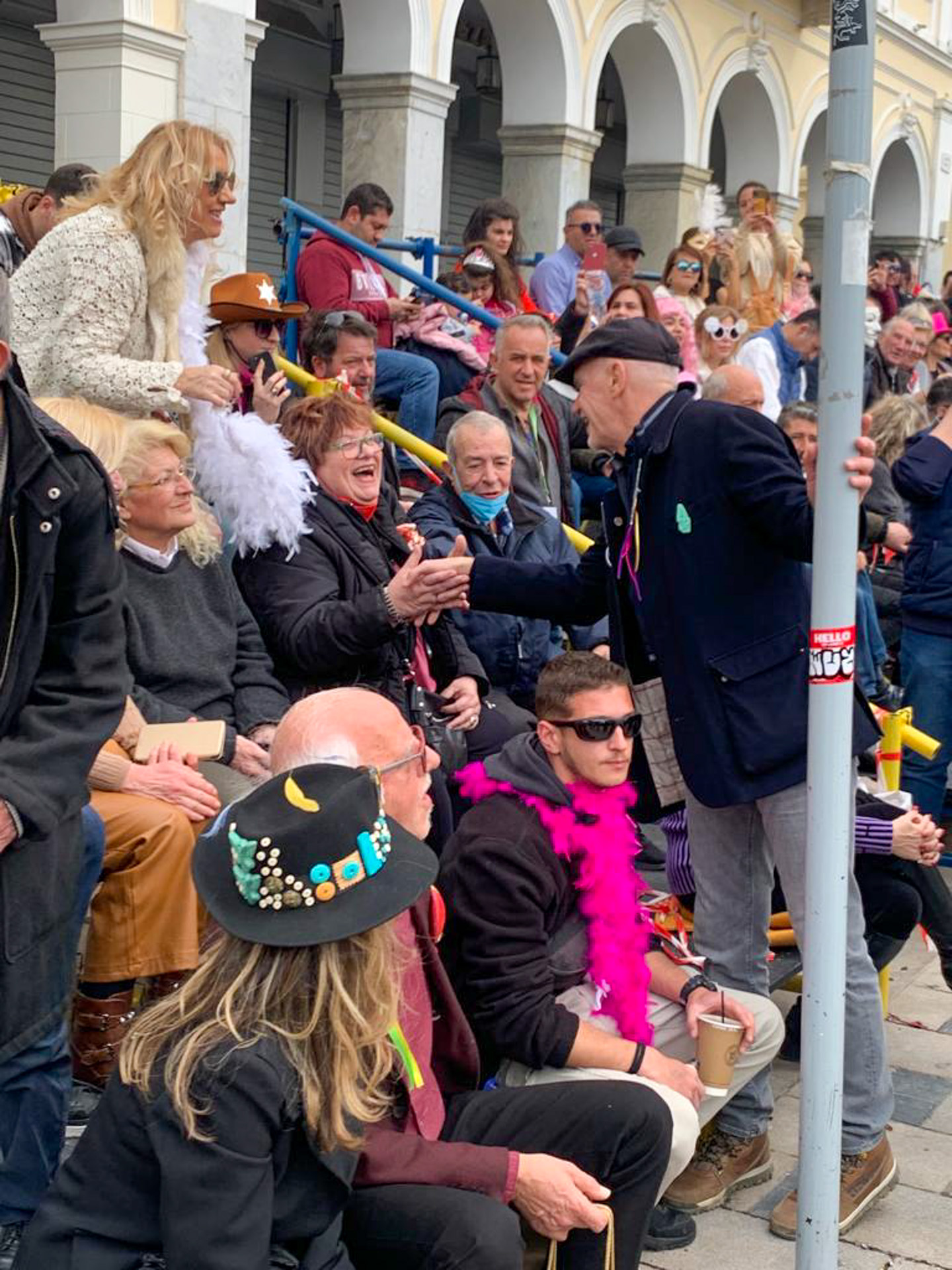 459FAC44 90F4 49D1 9F35 E5802F6EE691