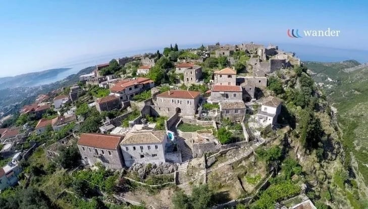 Η Χιμάρα έχει αφεθεί να μάχεται μόνη της