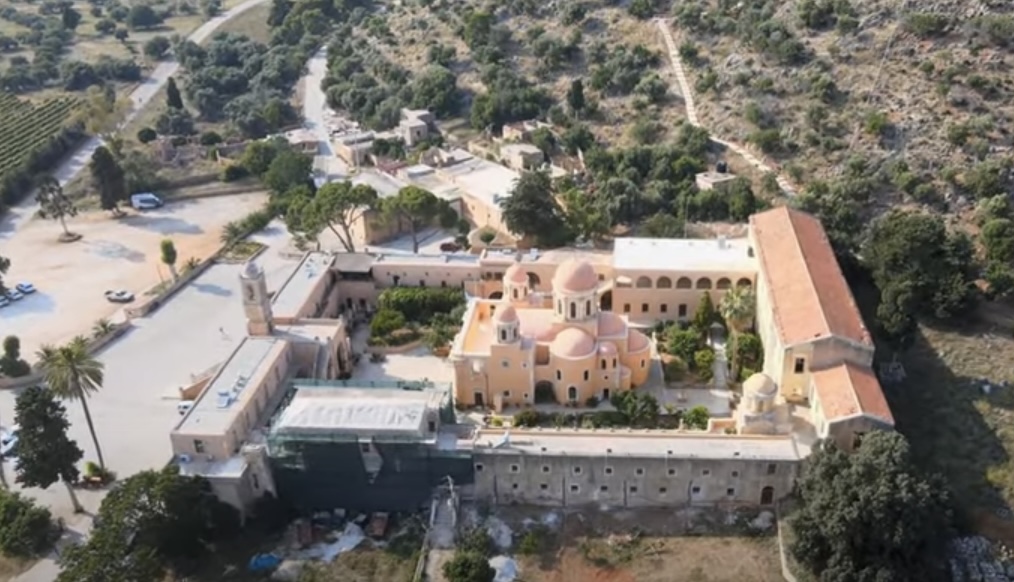 Αγία Τριάδα Τσαγκαρόλων: Η Μονή της Κρήτης που χρησιμοποιήθηκε ως αποθήκη εφοδίων κατά τον Β' Παγκόσμιο Πόλεμο