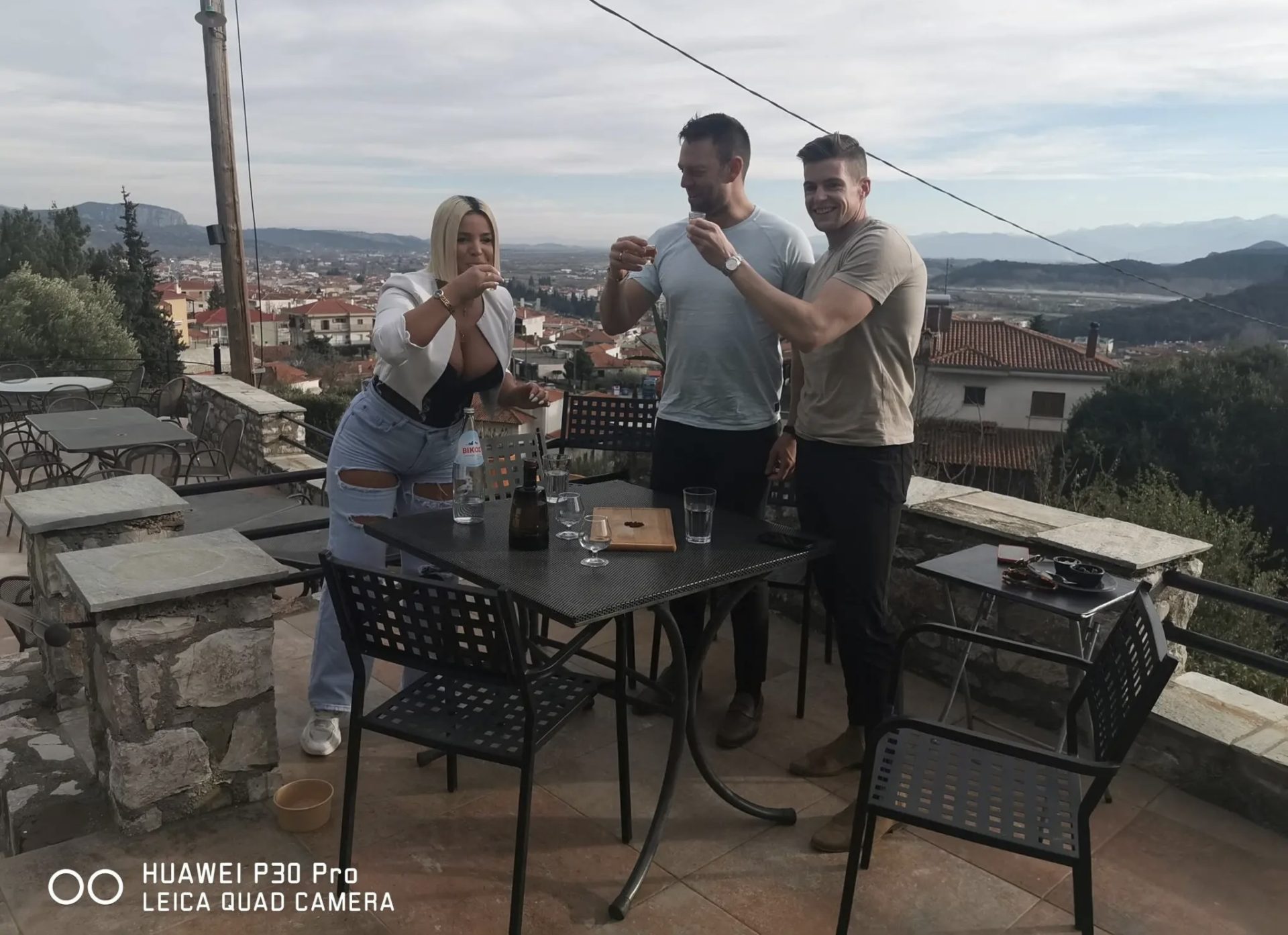 Στιγμές χαλάρωσης για τον Στέφανο Κασσελακη στα Μετέωρα με καλή παρέα 15 IMG 1774