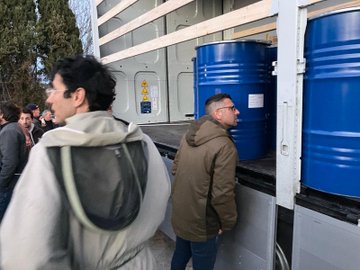 Ουκρανικό μελι κατακλύζει τη Γαλλία 9 IMG 1816
