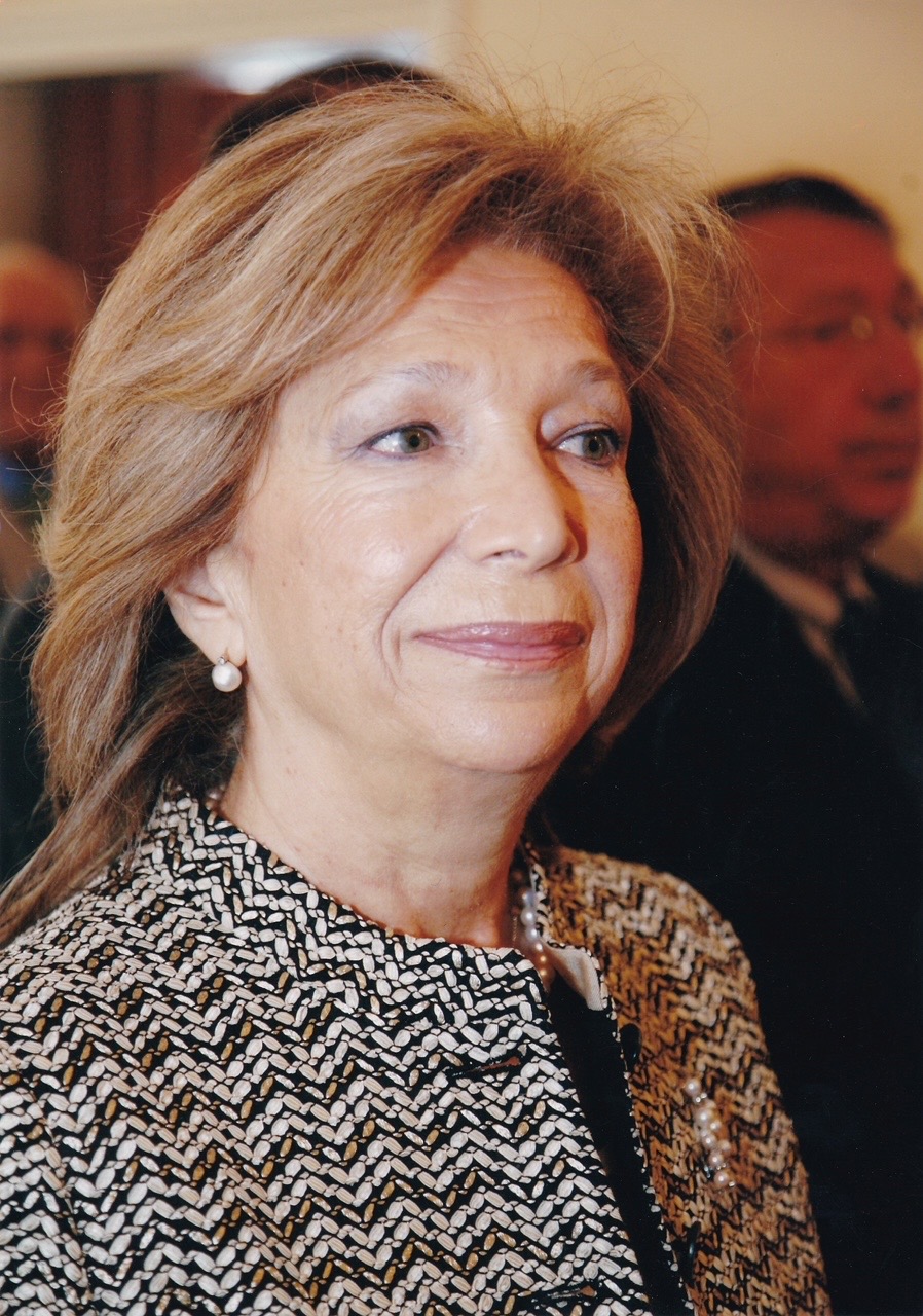 Η Ελλισαβετ Φωτεινελλη Κριτικού σε μια εξαιρετική συνεντευξη