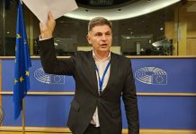 ΝΙΚΟΛΑΣ ΦΑΡΑΝΤΟΥΡΗΣ