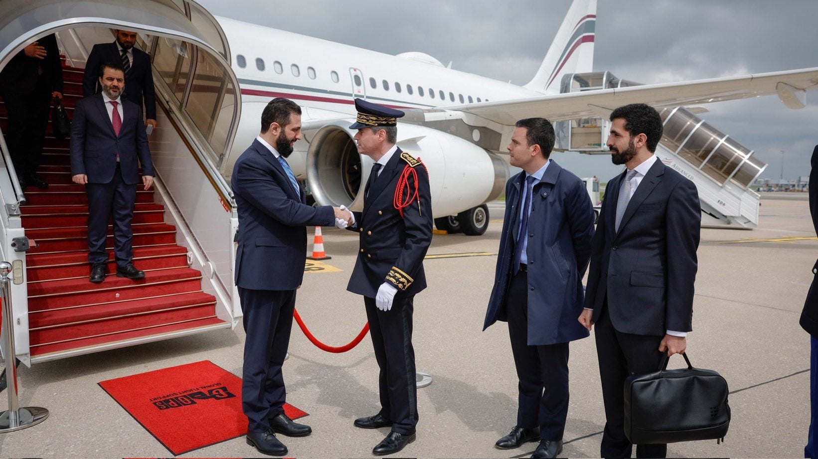 Ο απόλυτος διασυρμός του Ευρωπαϊκού Πολιτισμού: Ένας τρομοκράτης στο Παρίσι με τιμές αρχηγού κράτους 6 IMG 7514