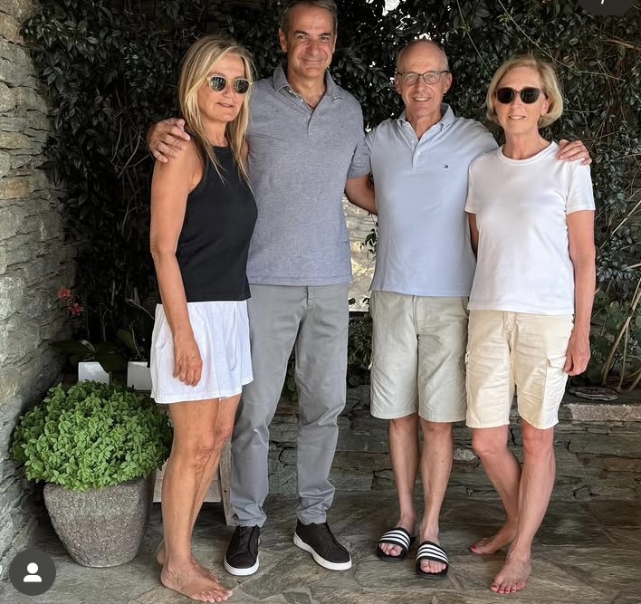 Στιγμές χαλάρωσης για τον Κυριακο Μητσοτακη στην φιλόξενη Τήνο , μετά από τις εξαντλητικές καλοκαιρινές διακοπές 8 IMG 3607