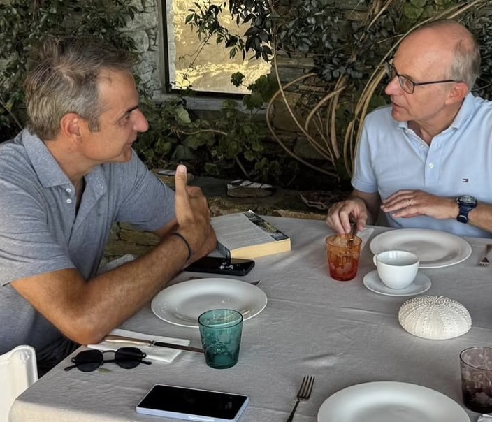 Στιγμές χαλάρωσης για τον Κυριακο Μητσοτακη στην φιλόξενη Τήνο , μετά από τις εξαντλητικές καλοκαιρινές διακοπές 9 IMG 3608