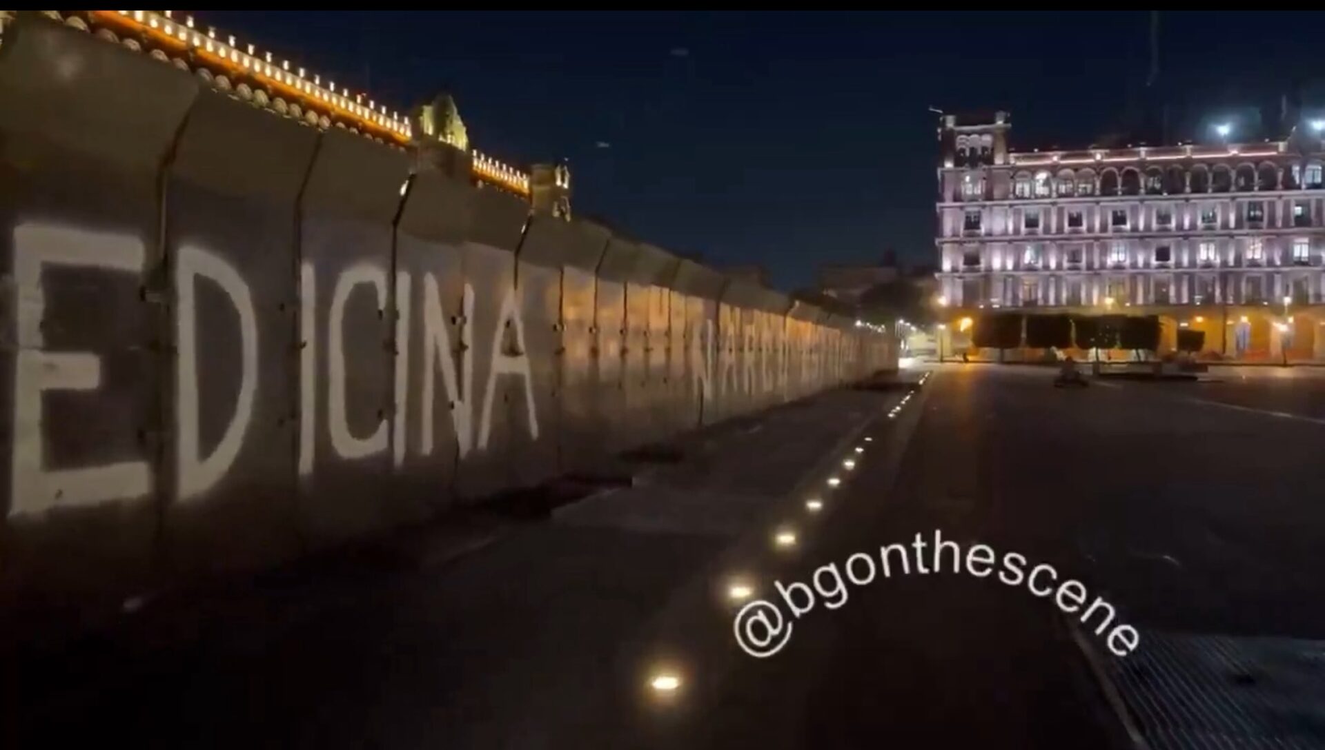 Η δολοφονία του ήρωα δημάρχου από τα καρτέλ, φέρνει λαϊκή εξέγερση στο Μεξικό κατά της διεφθαρμένης προέδρου! 9 IMG 8773