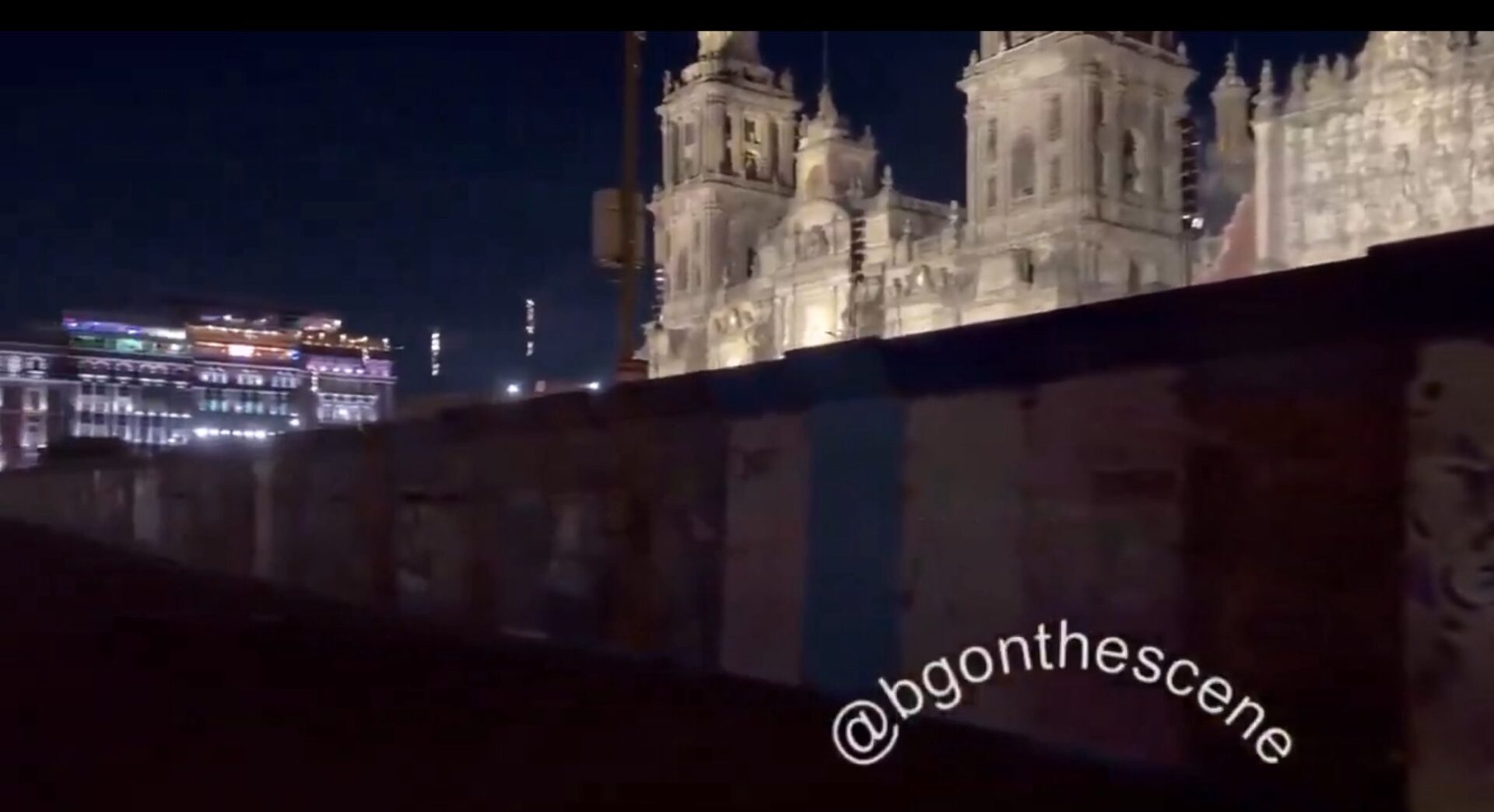 Η δολοφονία του ήρωα δημάρχου από τα καρτέλ, φέρνει λαϊκή εξέγερση στο Μεξικό κατά της διεφθαρμένης προέδρου! 8 IMG 8774