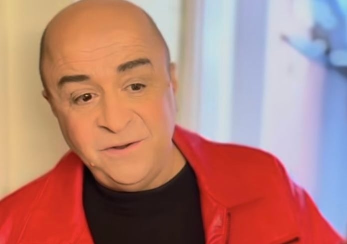 Σάλος με την αναβολή της πρεμιέρας του Μάρκου Σεφερλή στο Δελφινάριο