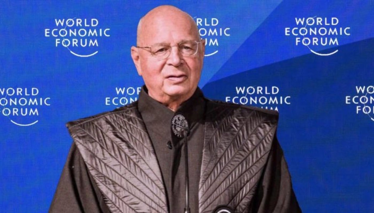 Παρακολουθούσαν ακόμα και τον Schwab: Ο ιδρυτής του WEF ανακάλυψε συσκευή παρακολούθησης στο σπίτι του