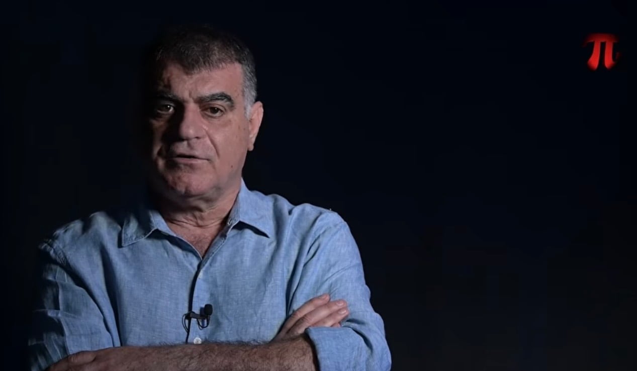 Κώστας Βαξεβάνης: Δείτε εδώ το πρώτο Κουτί της Πανδώρας μετά από 14 χρόνια