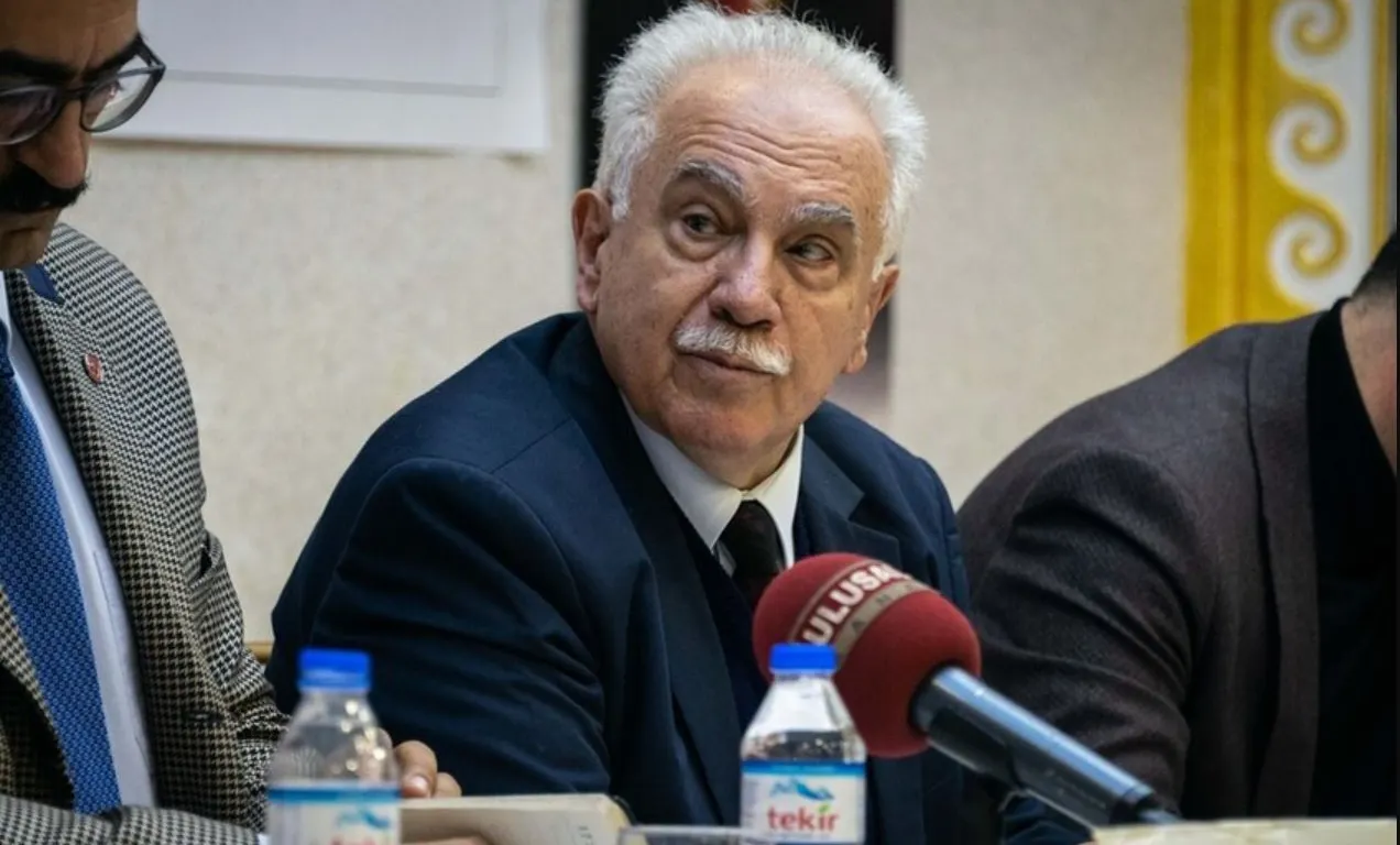 Ηγέτης τουρκικού κόμματος: Όχι στην αντικατάσταση του συστήματος «S-400» με «τεμάχια τενεκεδένιου συστήματος F-35»!