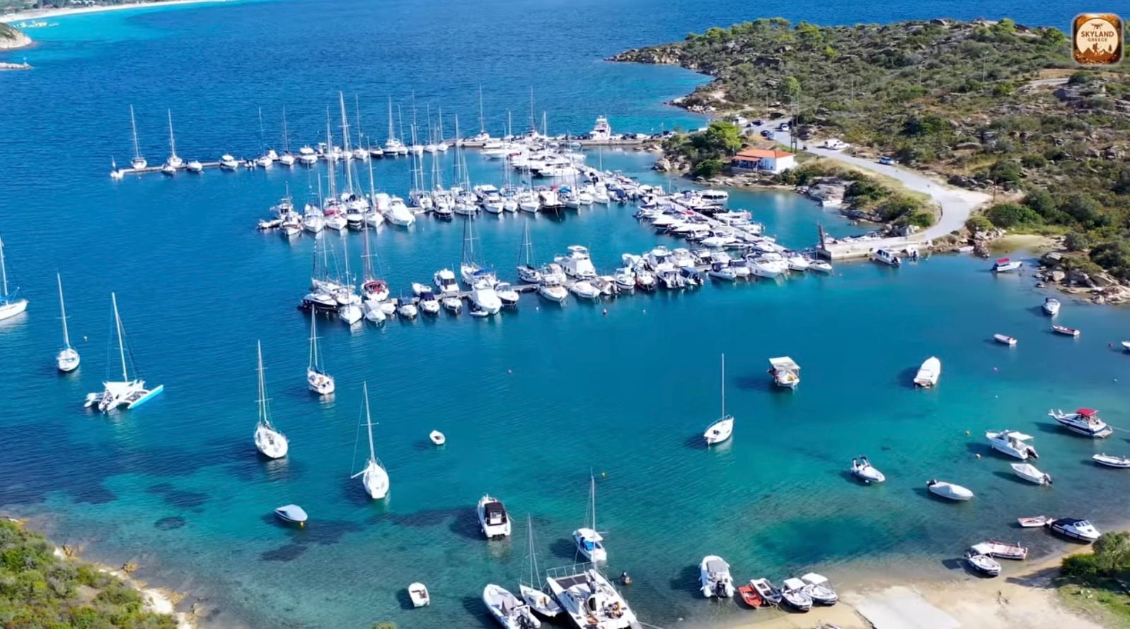 Μαρίνα Λαγονησίου Χαλκιδική: Drone 4K πάνω από το γραφικό λιμάνι