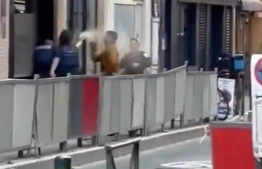 Άνδρας που φώναζε «Allahu Akbar» επιτέθηκε σε 2 γυναίκες και 1 άνδρα αστυνομικό στην Τουλούζ της Γαλλίας