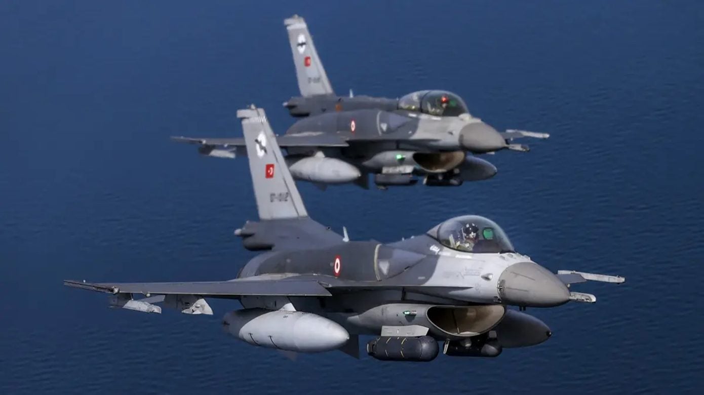 Τρία τουρκικά UAV κατέγραψαν έξι παραβάσεις και δύο παραβιάσεις στο Αιγαίο
