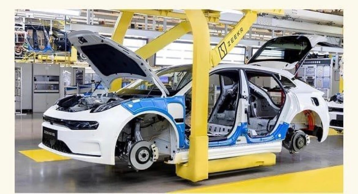 Η κινεζική Geely αποκτά εργοστάσια της Volvo και της Ford στην Ευρώπη για τη συναρμολόγηση των Zeekr και Lynk