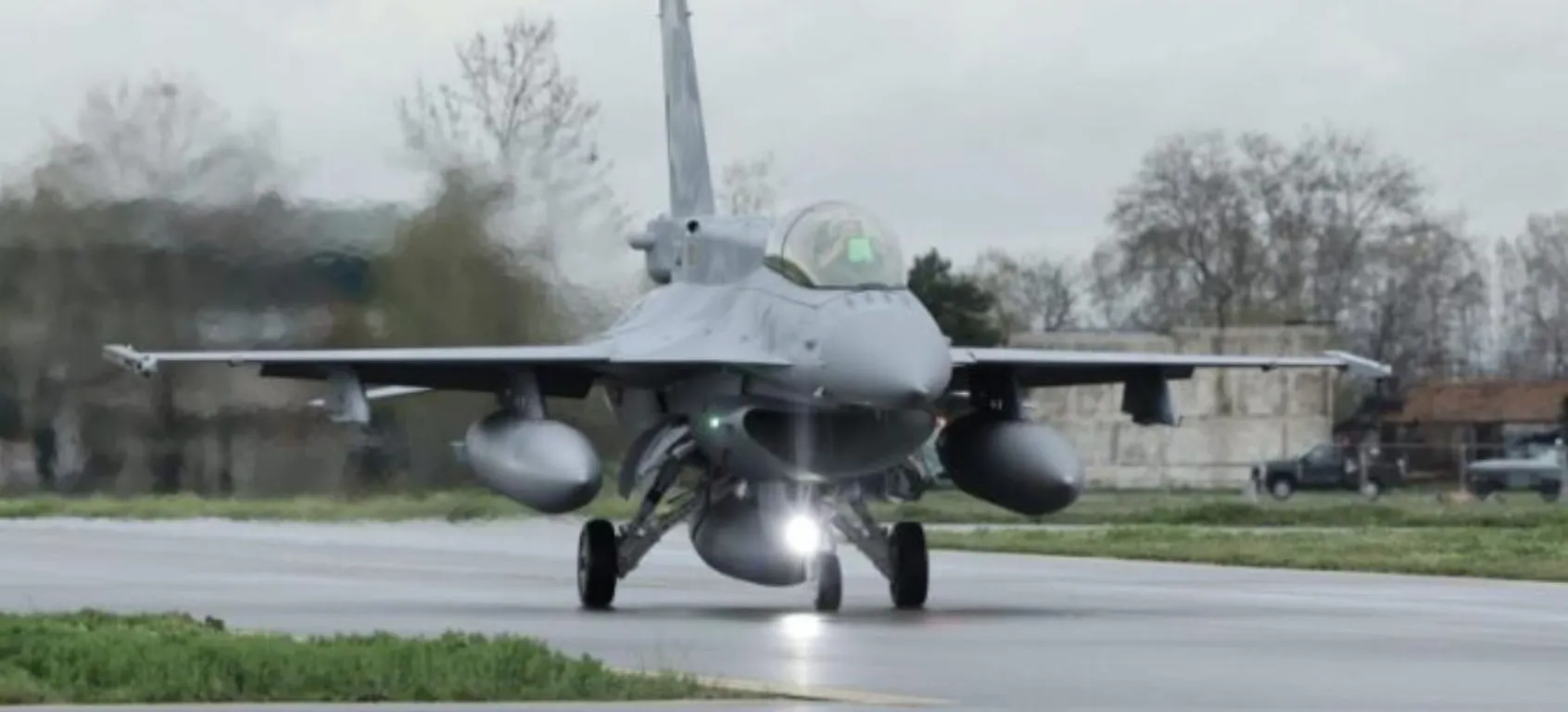 Ανησυχητική καθυστέρηση: Τα νέα μαχητικά F-16 της Βουλγαρίας ενδέχεται να μην φτάσουν πριν από το 2030