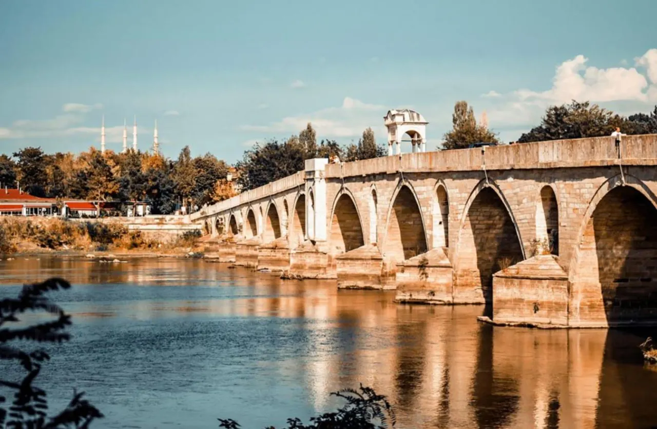 Τουρκικός στρατός: Συνελήφθησαν 71 άτομα που προσπαθούσαν να περάσουν παράνομα στην Ελλάδα