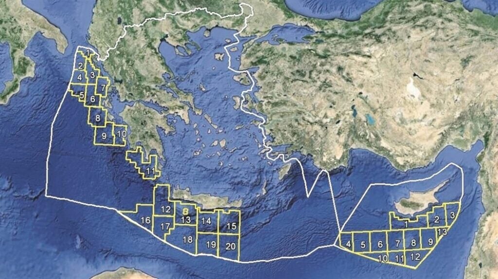 Γιώργος Βενετσάνος: Η Ελλάδα, γιατί όχι;