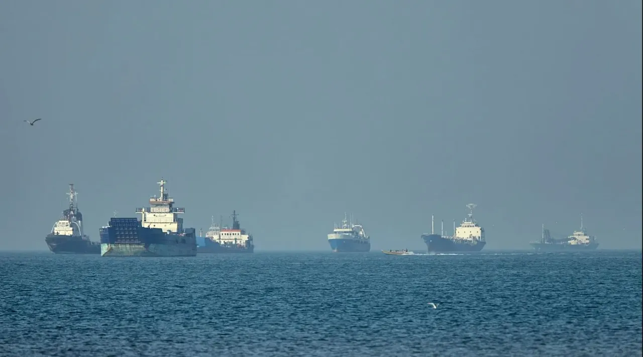 Το Ιράν θα πουλήσει τα αμερικανικά και ισραηλινά πλοία που κατάσχεσε