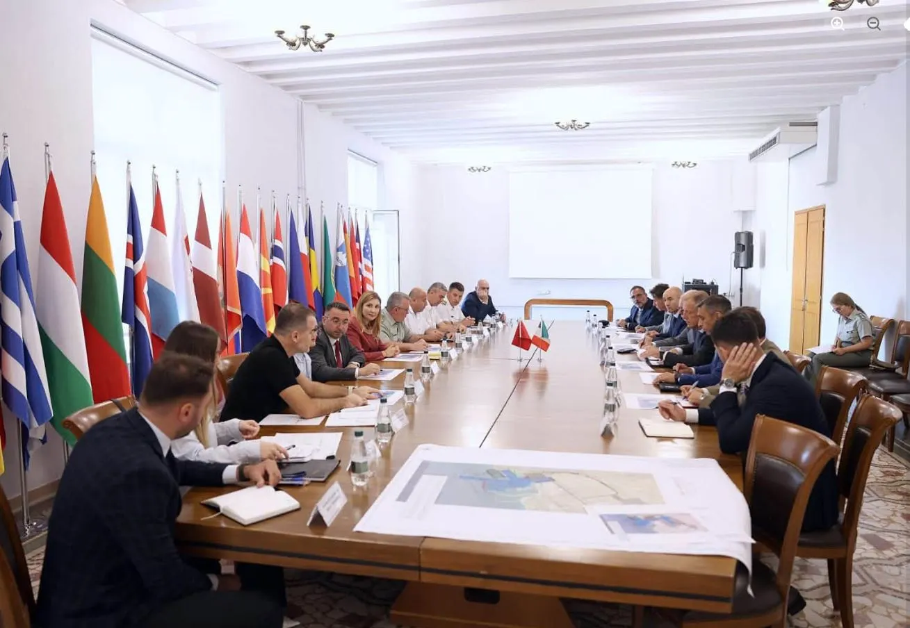 Αλβανία: Επίσκεψη ιταλικού στρατιωτικού κλιμακίου για αναδιαμόρφωση λιμένα