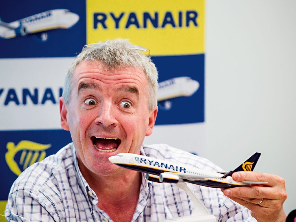 Ο CEO της Ryanair αποκαλεί την Ούρσουλα Φον Ντερ Λάινεν "άχρηστη" και προαναγγέλλει αυξήσεις σοκ στα αεροπορικά εισιτήρια